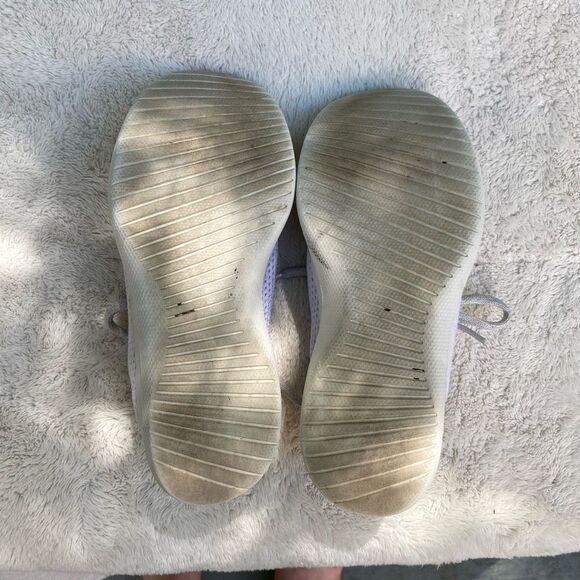 Allbirds Tree Runners Classic White Breathable Sneaker - Picture 9 of 9